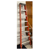 Werner 7' Fiberglass Ladder