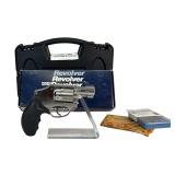 Smith & Wesson 940-1 9MM Revolver