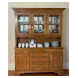 Keller Solid Oak Lighted Cabinet