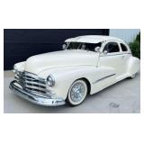 1948 Pontiac Streamliner Sedan