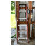Louisville Fiberglass Step Ladder