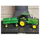 Ertl John Deere 4230 & Wagon