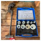 13-PC Hole Saw Kit & Pipe Cutter