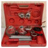 Northen Tool Equipment 3/8" to 2" Ratcheting Pipe Threader Set