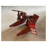 Cosom Clamp