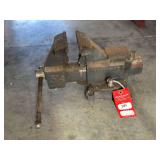 Craftsman 5.5" Bench Top Vise