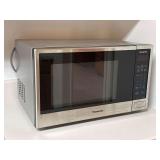 Panasonic NN-SN686S 1100W Microwave Oven