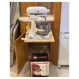 KitchenAid K5SS Stand Mixer With Attachments