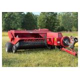 IH 428 Square Hay Baler