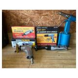 Central Pneumatic Air Tools Set