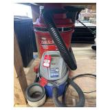 12 & 2.5 Gal Shop Vacs