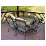 Outdoor Patio Table & Chairs