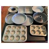 Assorted bakeware