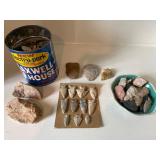 Large lot of arrowheads and collectible stones