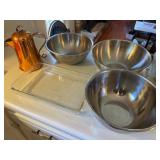 3 - XL mixing bowls, Pyrex cake sheet, pitcher