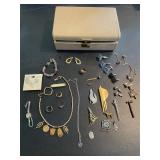 Vintage jewelry box and jewelry