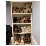 Assorted bears