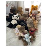 Large lot of stuffed bears