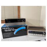 Harman/kardon AVR 240 receiver w/ vintage receiver