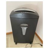 Paper shredder