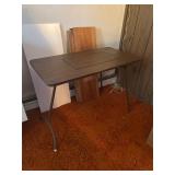 Sewing table