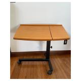Rolling/tilting desk