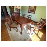 Bassett 9-pc dining room suite