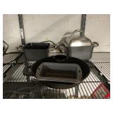 Iron bunt skillet and bakeware