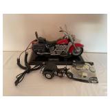 Harley Davidsons phone, trike, nightlight