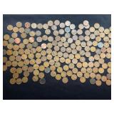 Large lot of collectible pennies