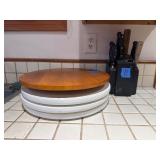 Assorted Lazy Susan and knives