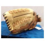 Easton LH leather Baseball softball glove