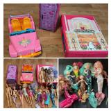 Assorted barbies