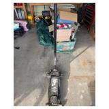 hydraulic jack