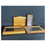 Display cases and wall shelf unit