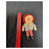 Assorted Raggedy Ann and Andy dolls