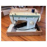 Singer sewing machine