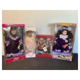 Assorted dolls