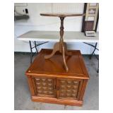 Round table endtable