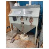 Trinco blast cabinet