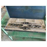 Morse threading dies