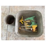 Wash basin, metal bucket, sprayers