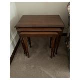 Nesting tables (wood)