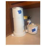 Kitchen Tea makers, small crockpot