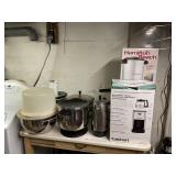 Small kitchen appliances