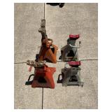 Jack stands