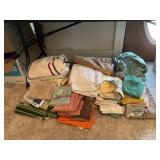 Assorted towels