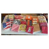 Holiday paper napkins