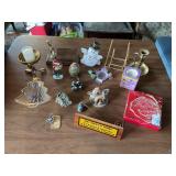 Assorted decor