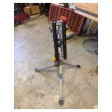 Rockwell jaw stand
